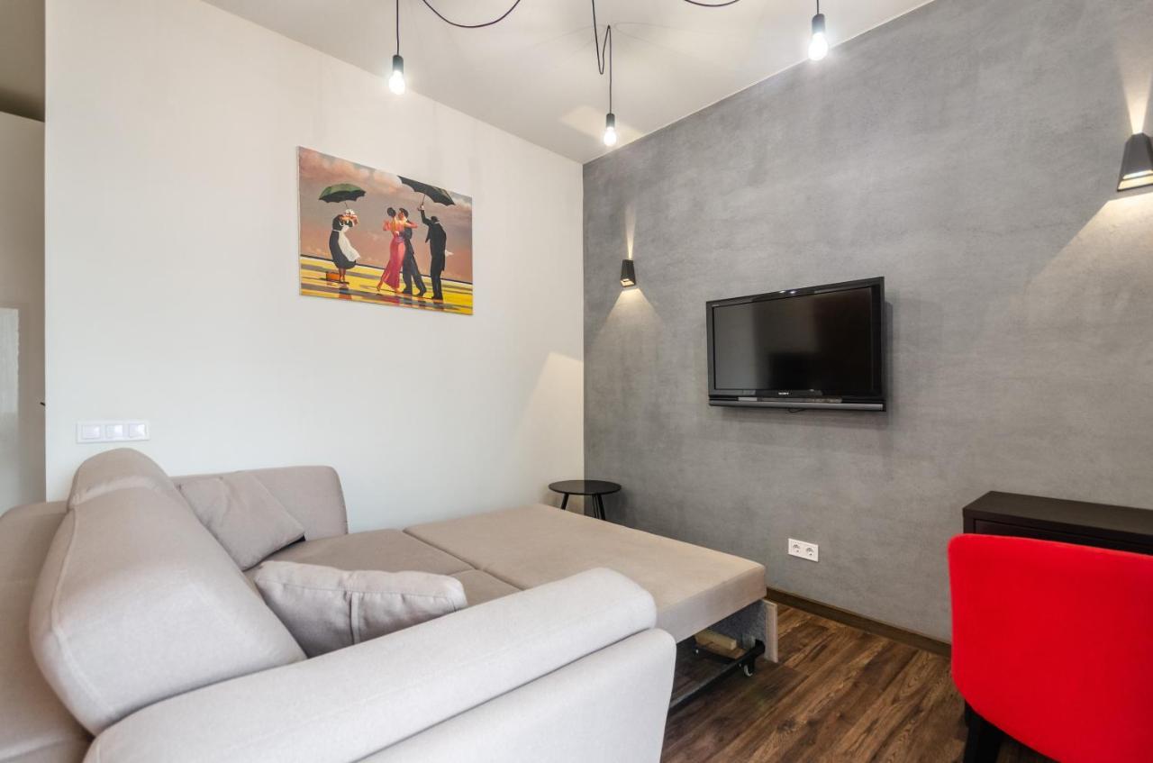 Petrovdom Apartaments 8-188 In Rc Central Park, 7 John Mccain Street Kiev Exterior foto