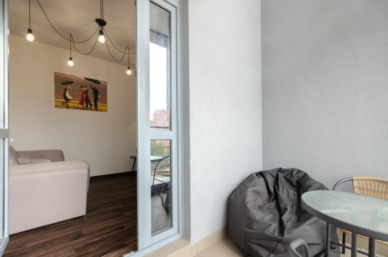 Petrovdom Apartaments 8-188 In Rc Central Park, 7 John Mccain Street Kiev Exterior foto