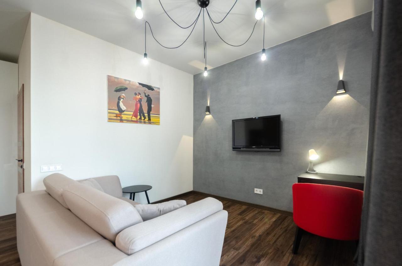 Petrovdom Apartaments 8-188 In Rc Central Park, 7 John Mccain Street Kiev Exterior foto